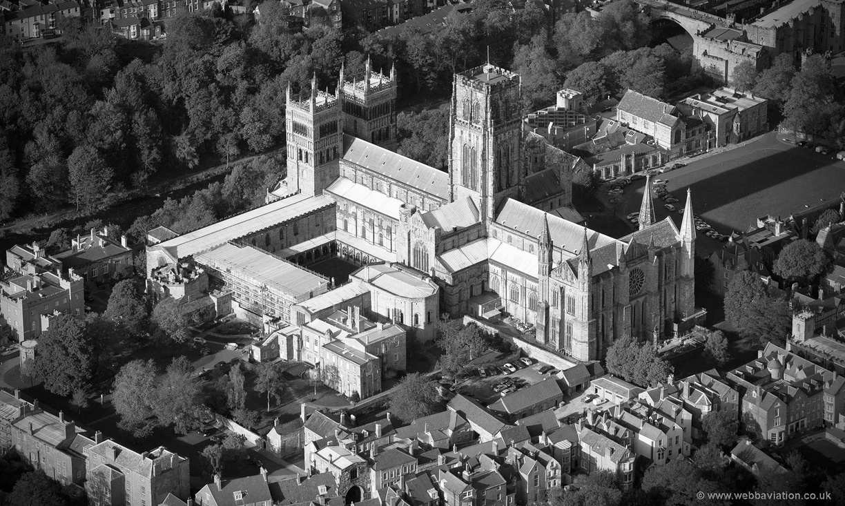 Durham_Cathedral_aa13778bw.jpg