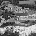 Dover_Castle_db50963bw.jpg