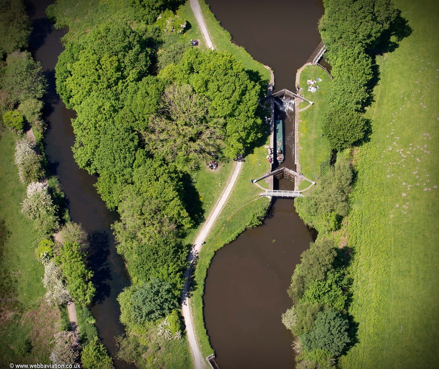 Leeds and Liverpool Canal  from the air