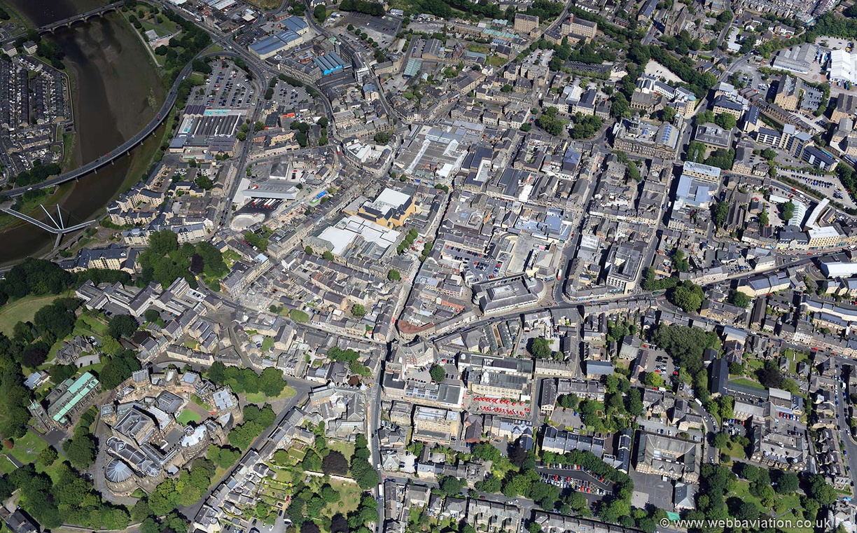 Lancaster_town_centre_aerial_ic16308.jpg
