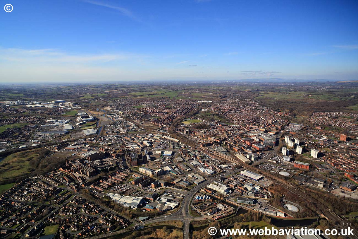 Wigan_Lancashire_aerial_ic03072.jpg