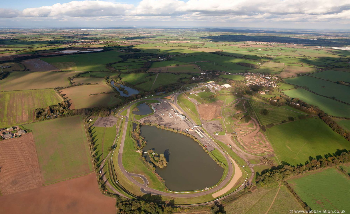 mallory-park-race-circuit-air-aa13155b.jpg