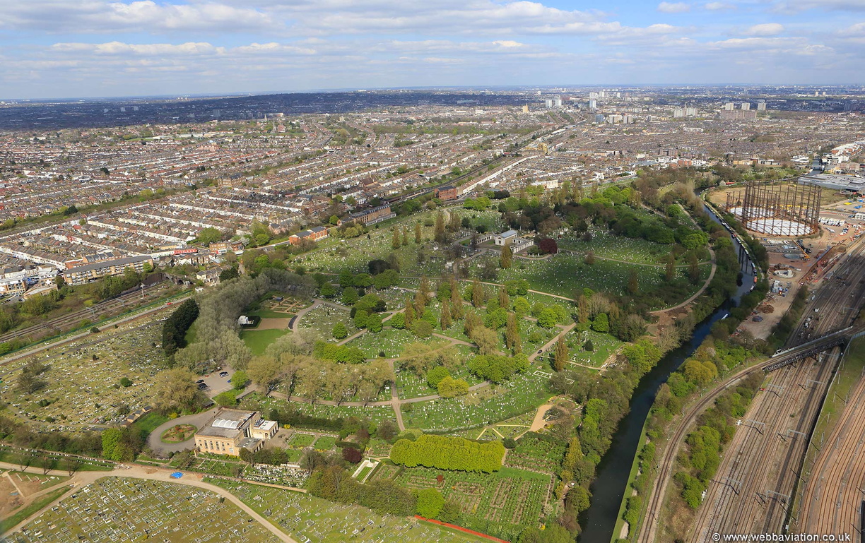 Kensal Green Cemetery  from the air