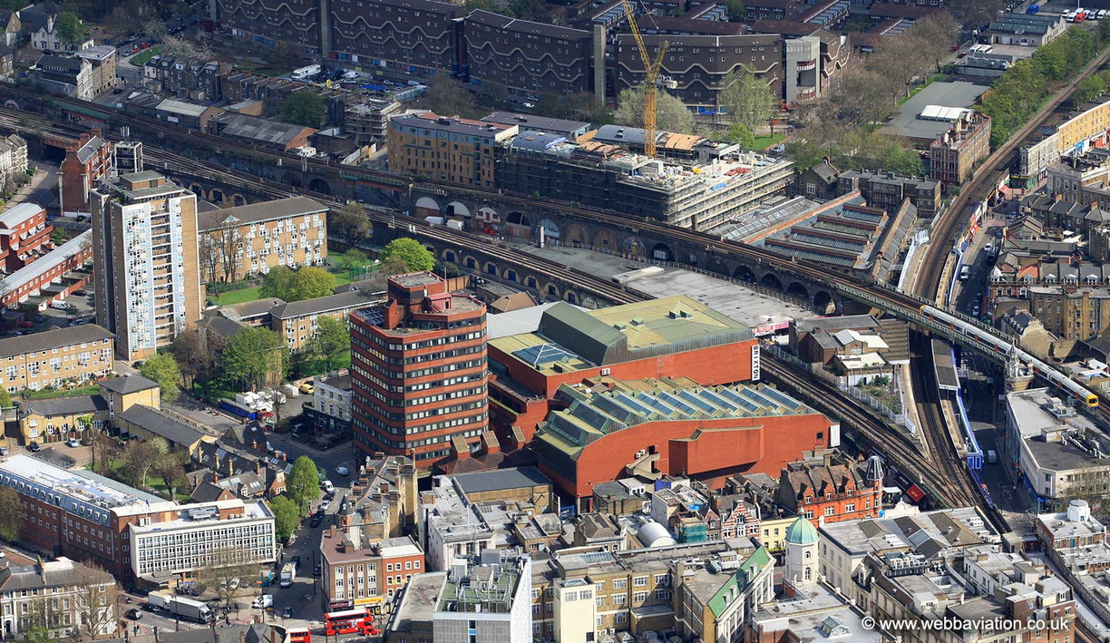 Brixton_aerial_photograph_hb24231.jpg