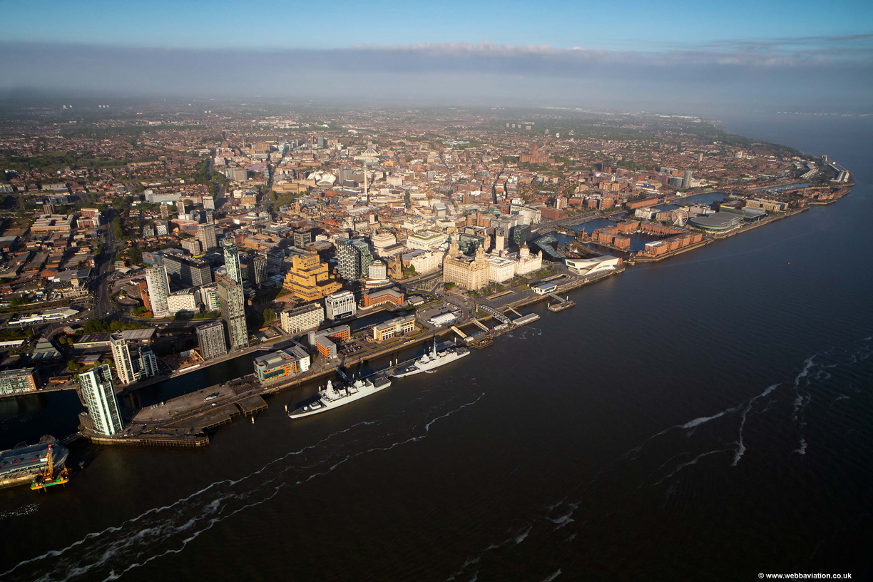 Liverpool-waterfront-rd03590.jpg
