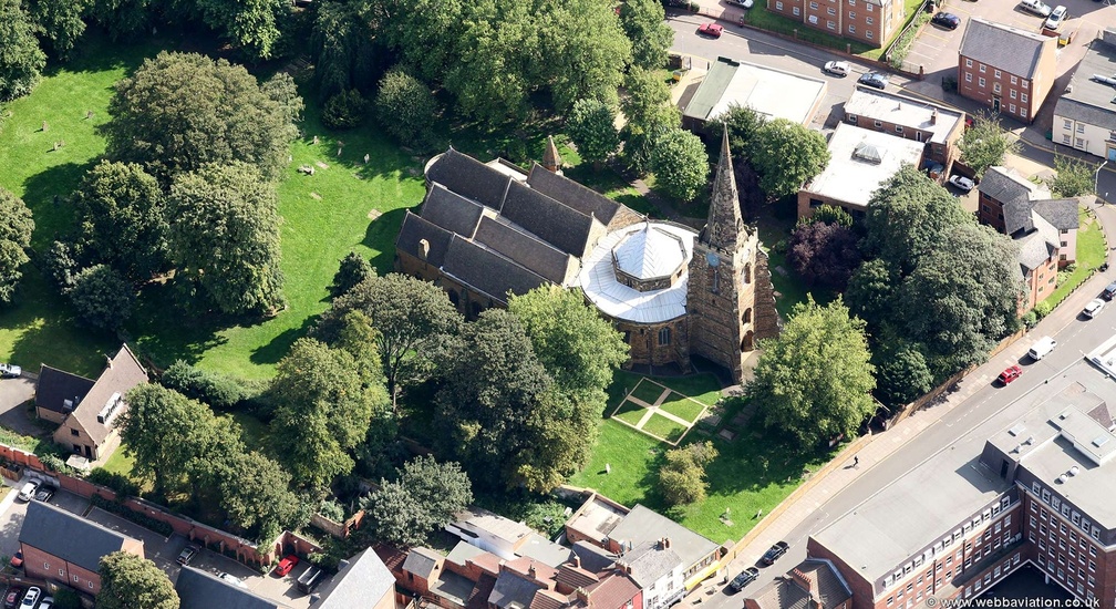 The Holy Sepulchre Church, Northampton   from the air