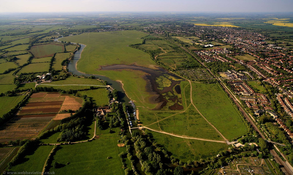 Port Meadow, Oxford from the air 