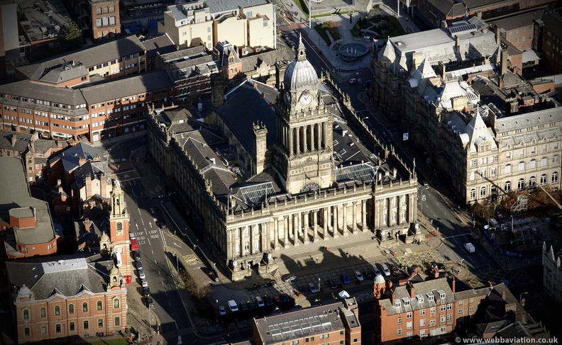 Leeds Town Hall from the air 