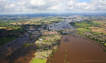 Upton-upon-Severn during the great River Severn floods of 2007  aerial photograph 